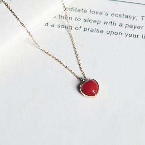 18K阿卡牛血红珊瑚心形项链