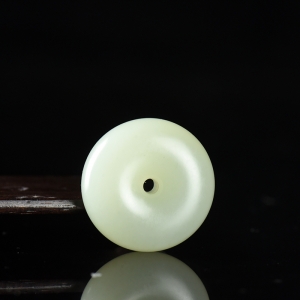 籽料和田白玉平安扣吊坠