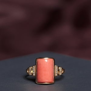18KMOMO珊瑚方形戒指