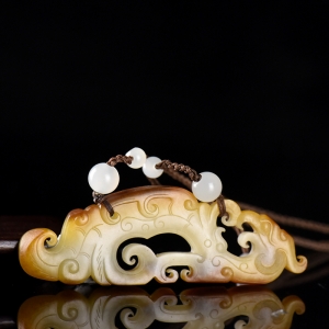 籽料和田玉凤佩锁骨链