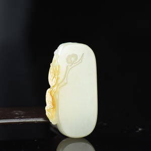 籽料和田白玉喜上眉梢吊坠