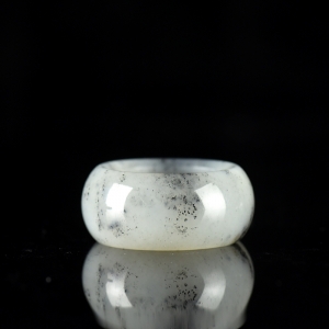 籽料和田玉青花扳指