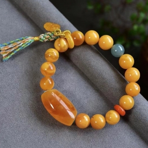 11mm鸡油黄蜜蜡单圈手串