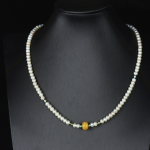 淡水白色珍珠项链