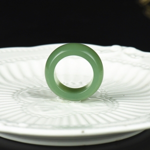 山料和田碧玉鸭蛋青指环