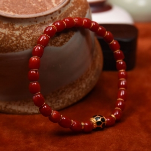 阿卡牛血红珊瑚桶珠单圈手串