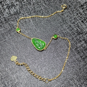 18k冰种翠绿翡翠叶子手链