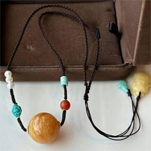 老蜜蜡圆珠锁骨链