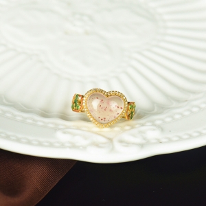 18K冰飘南红爱心戒指