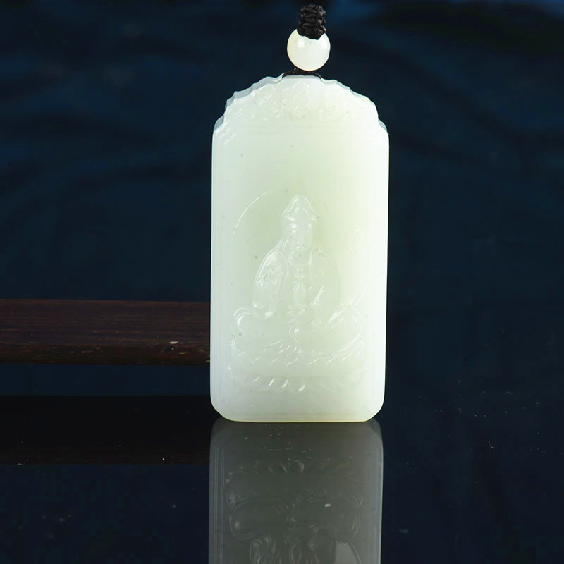 籽料和田白玉观音吊坠