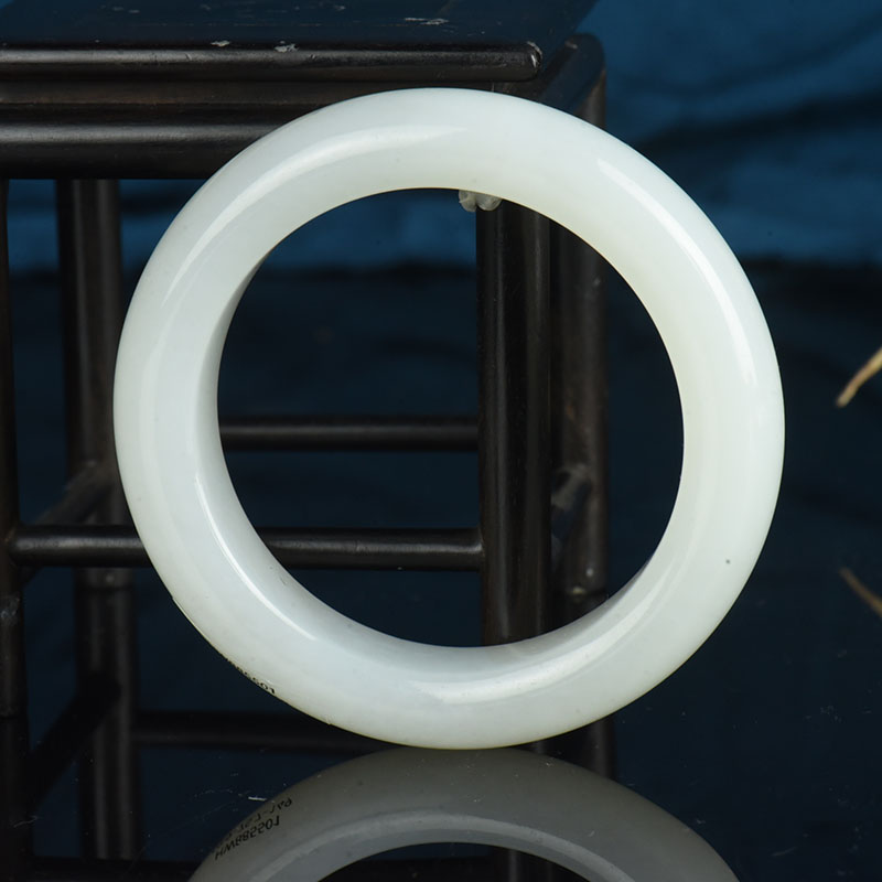 54mm山料和田白玉手镯