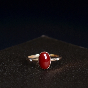 18K阿卡牛血红珊瑚戒指