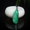 豆种飘翠翡翠吊坠-红掌柜