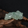 天然糯冰种浅绿翡翠貔貅吊坠-红掌柜