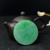 糯种飘翠翡翠圆牌吊坠-红掌柜