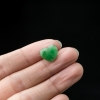 缅甸天然糯种翠绿翡翠戒面-红掌柜