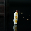 天然糯种俏色翡翠梅花吊坠-红掌柜