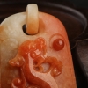 缅甸黄翡龙牌吊坠-红掌柜
