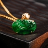 天然翡翠如意吊坠-红掌柜