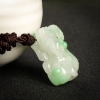 翡翠丑牛吊坠-红掌柜