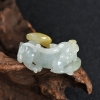 天然糯种俏色翡翠貔貅吊坠-红掌柜