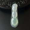 缅甸冰糯种淡绿翡翠福豆吊坠-红掌柜