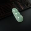 天然糯种淡绿翡翠四季豆吊坠-红掌柜
