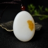 天然俏色和田玉福在眼前吊坠-红掌柜