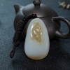 天然山料俏色和田玉年年有余吊坠-红掌柜