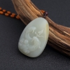 籽料和田青白玉洋洋得意吊坠-红掌柜