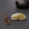新疆俏色和田玉籽料灵兔献瑞吊坠-红掌柜