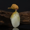 新疆天然俏色和田玉节节高升吊坠-红掌柜