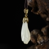 18k金镶天然籽料和田白玉吊坠-红掌柜