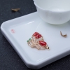 18K金镶钻阿卡珊瑚蝴蝶吊坠-红掌柜