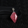 银镶红纹石菱形吊坠-红掌柜