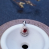 18K金镶钻鸽血红红宝石吊坠-红掌柜