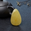 波罗的海天然鸡油黄蜜蜡随形吊坠-红掌柜