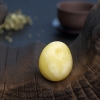 天然满蜜黄白蜜蜜蜡鱼眼扣吊坠 - 红掌柜